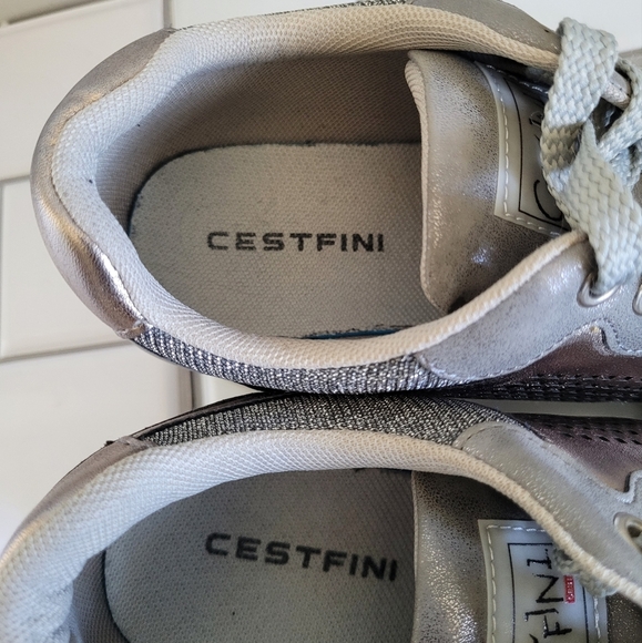 CESTFINI Womens Gray Metallic Wedge Heel Fashion Sneaker 2 in Heel - Picture 9 of 10